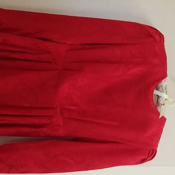 Red Dress 100 percent Silk - Picture 7 of 13
